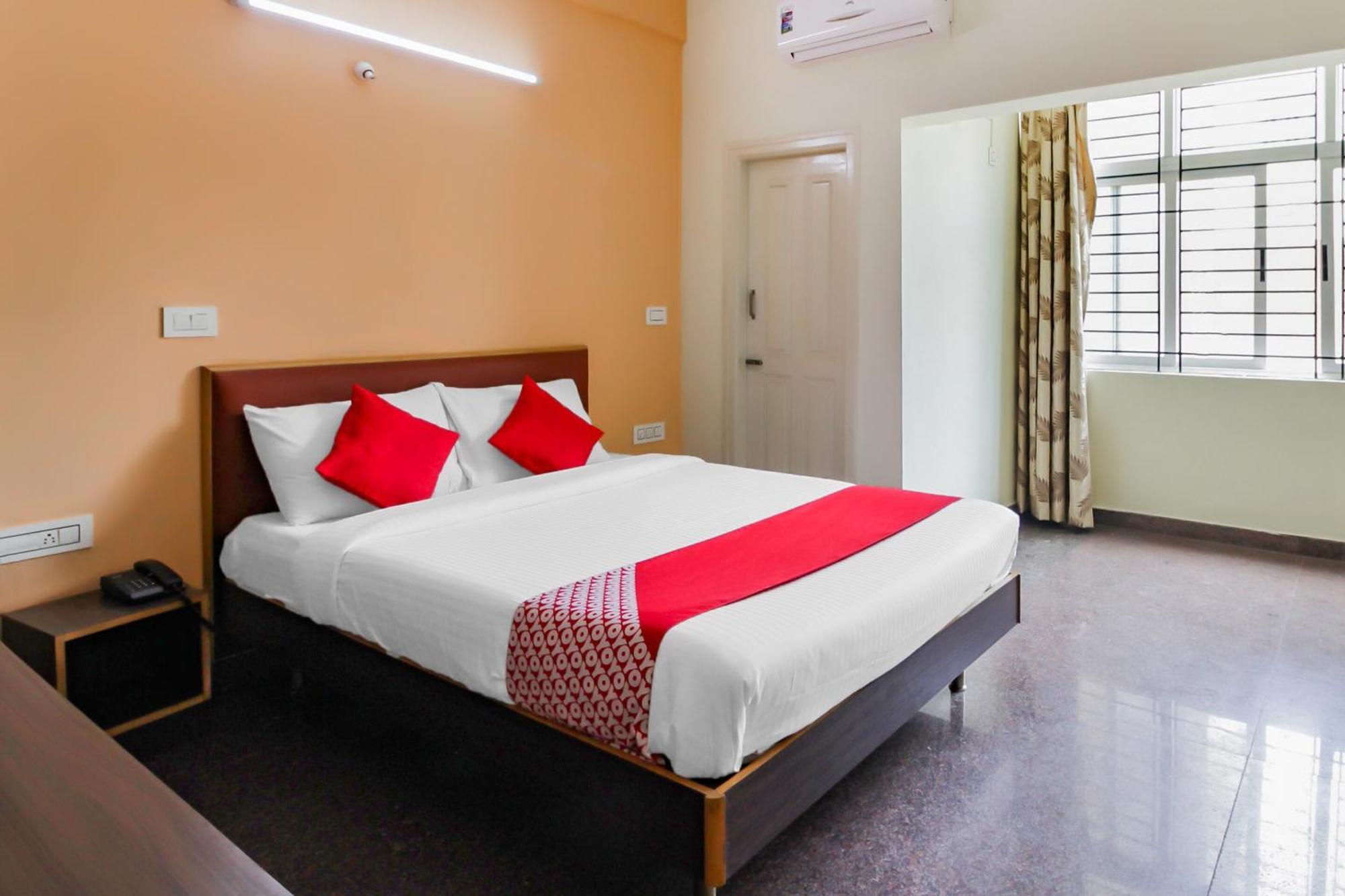 Hotel Collection O The Olive Shine Mysore Exterior foto